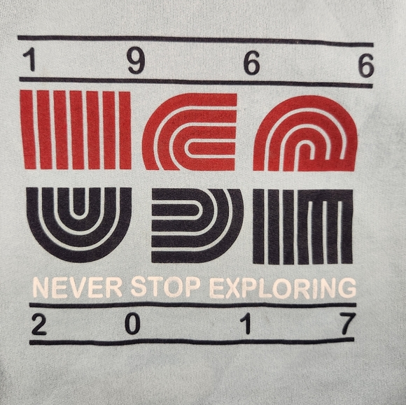 NWOT Women's The North Face 1966 USA Never Stop Exploring 2017 Hoodie - Picture 2 of 6